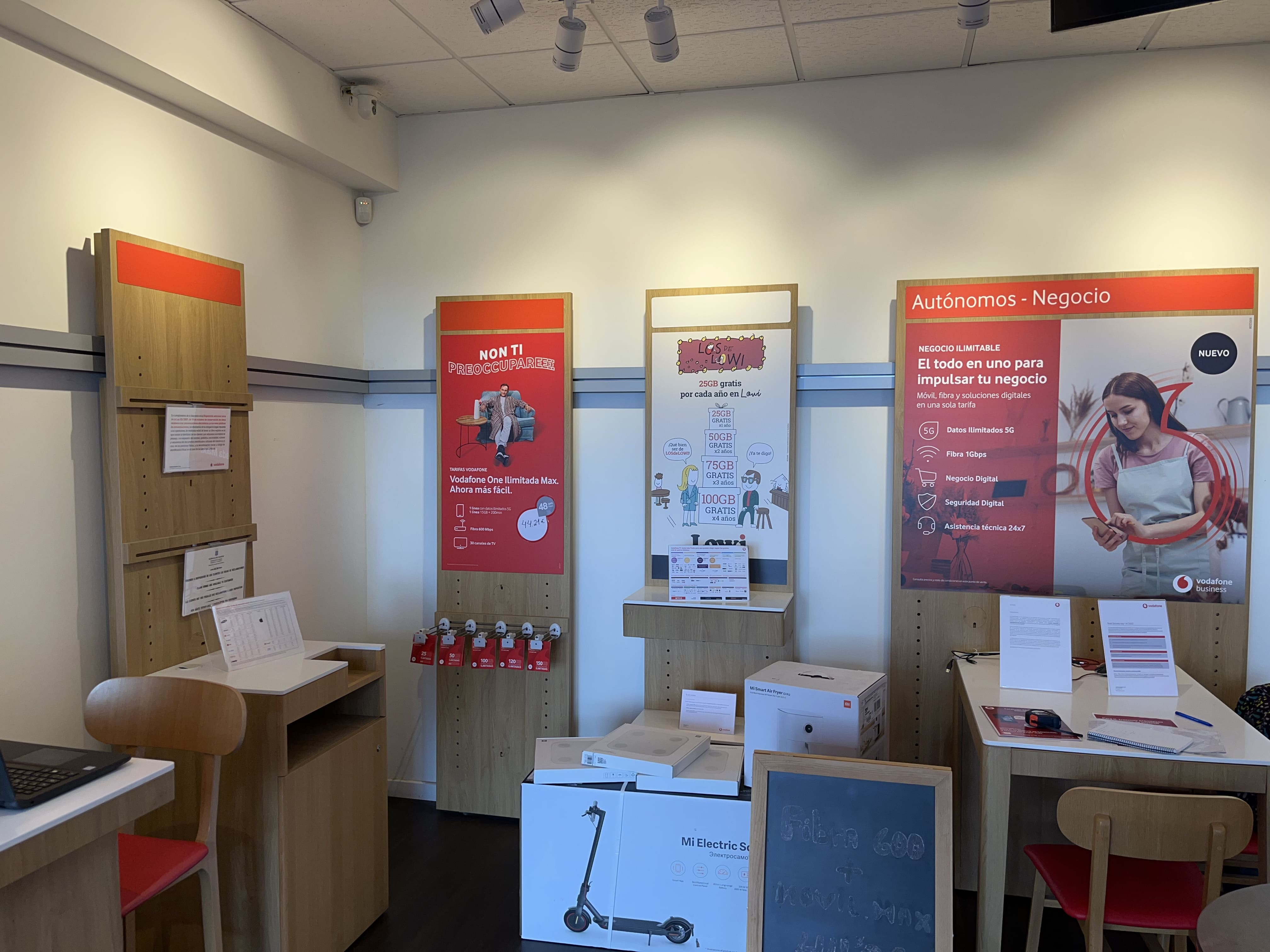 Vodafone Santa Cruz de la Palma - Avda Marítima foto