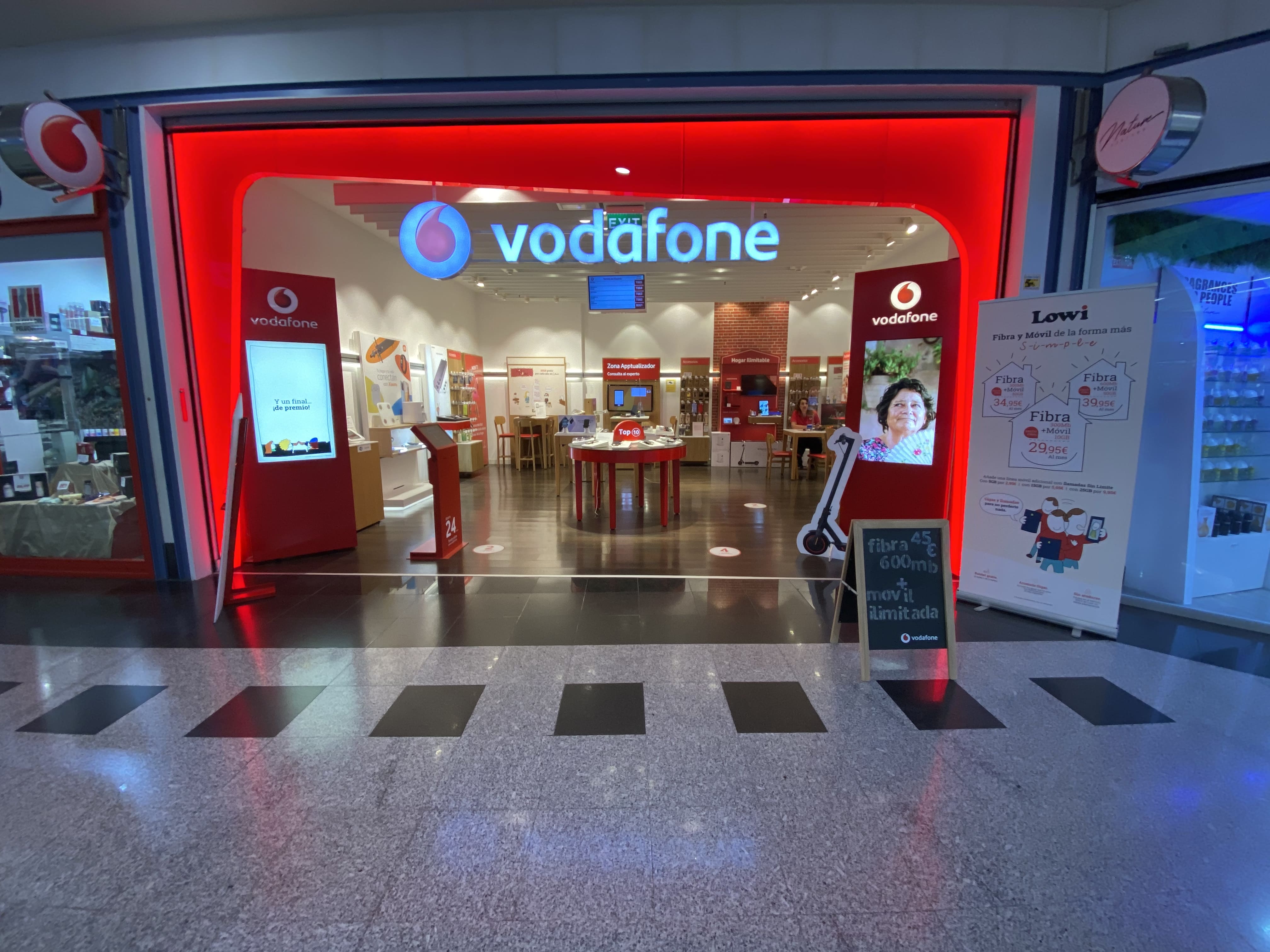 Vodafone Camas - CC Aljarafe
