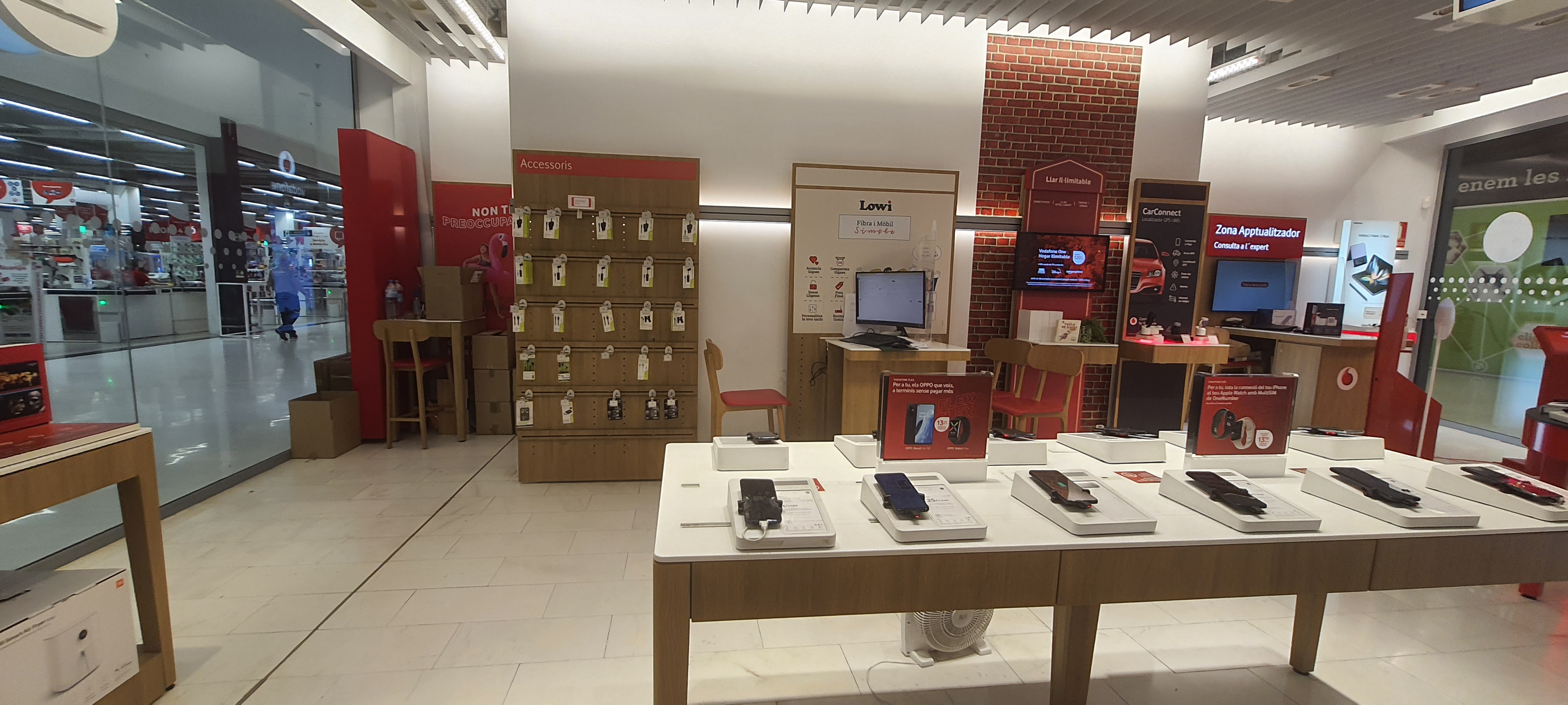 Vodafone Finestrelles foto