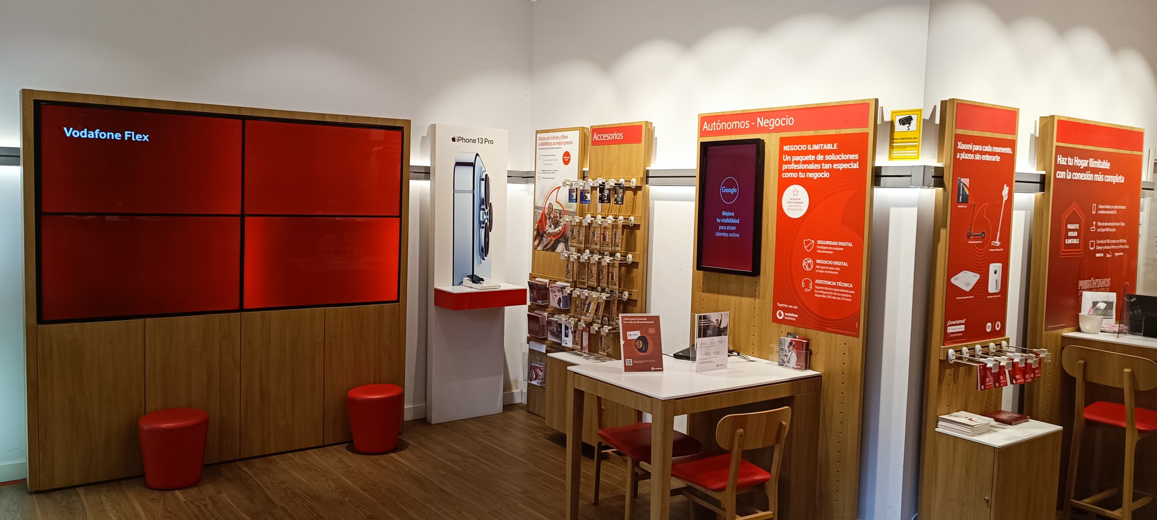 Vodafone Trasona Avilés foto