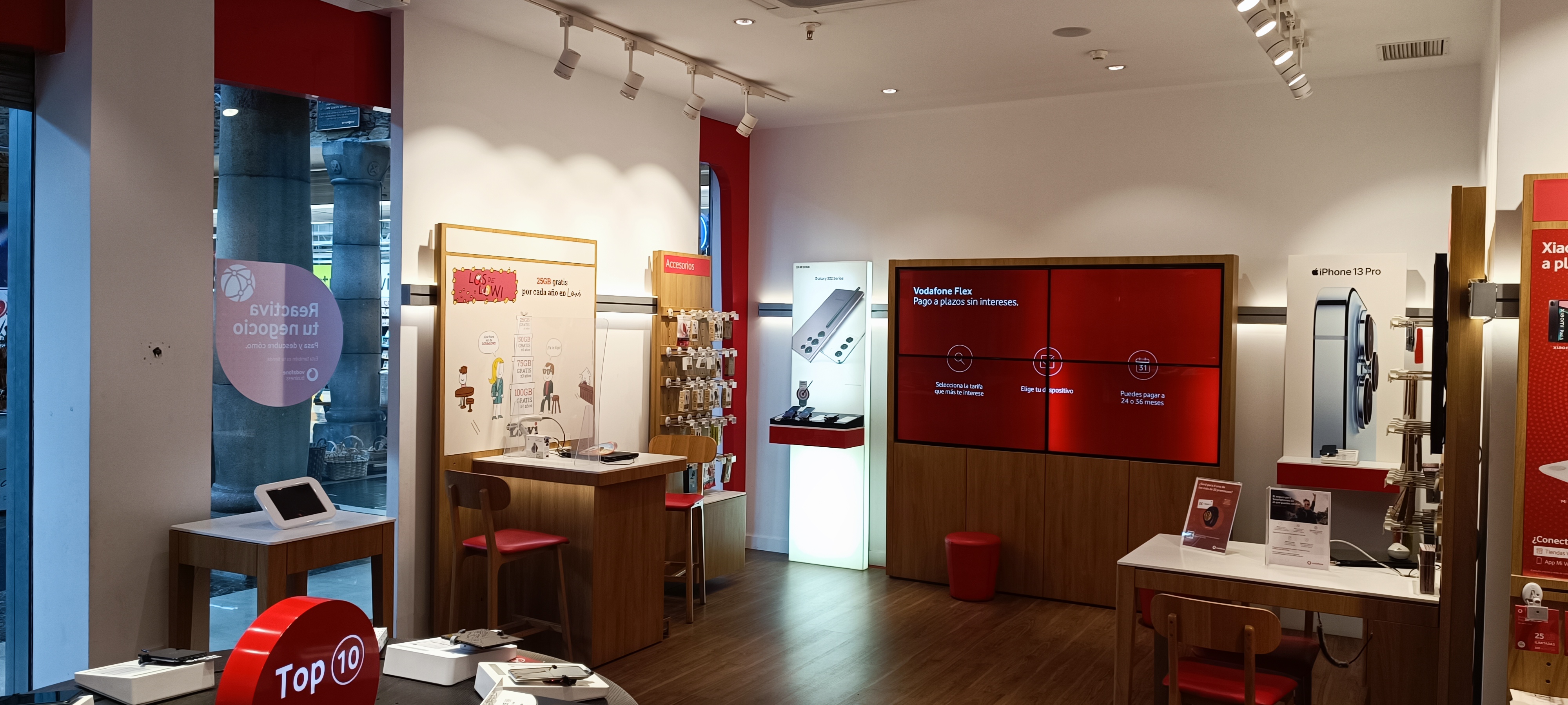 Vodafone Trasona Avilés foto