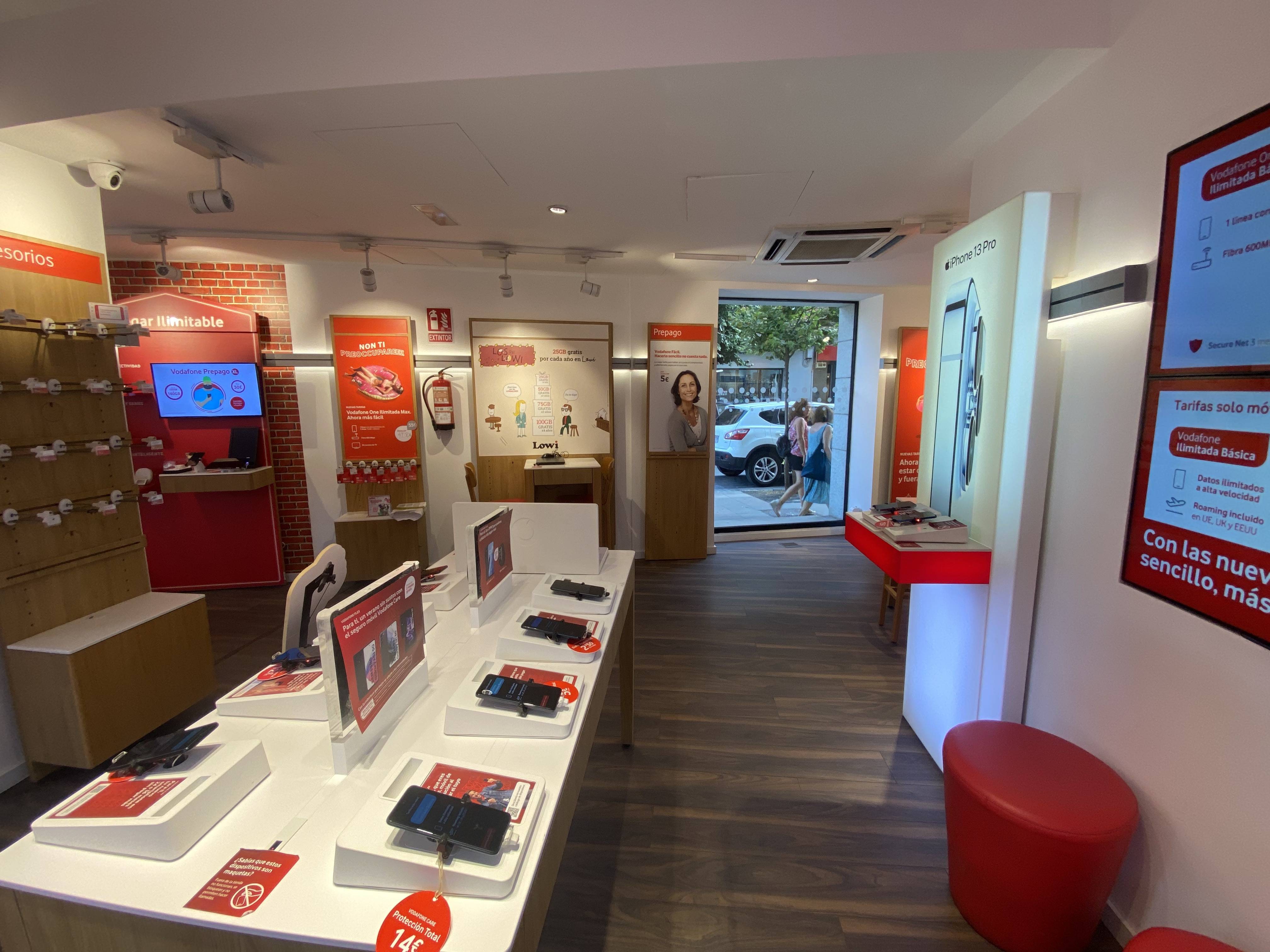 Vodafone Quart de Poblet - Trafalgar foto
