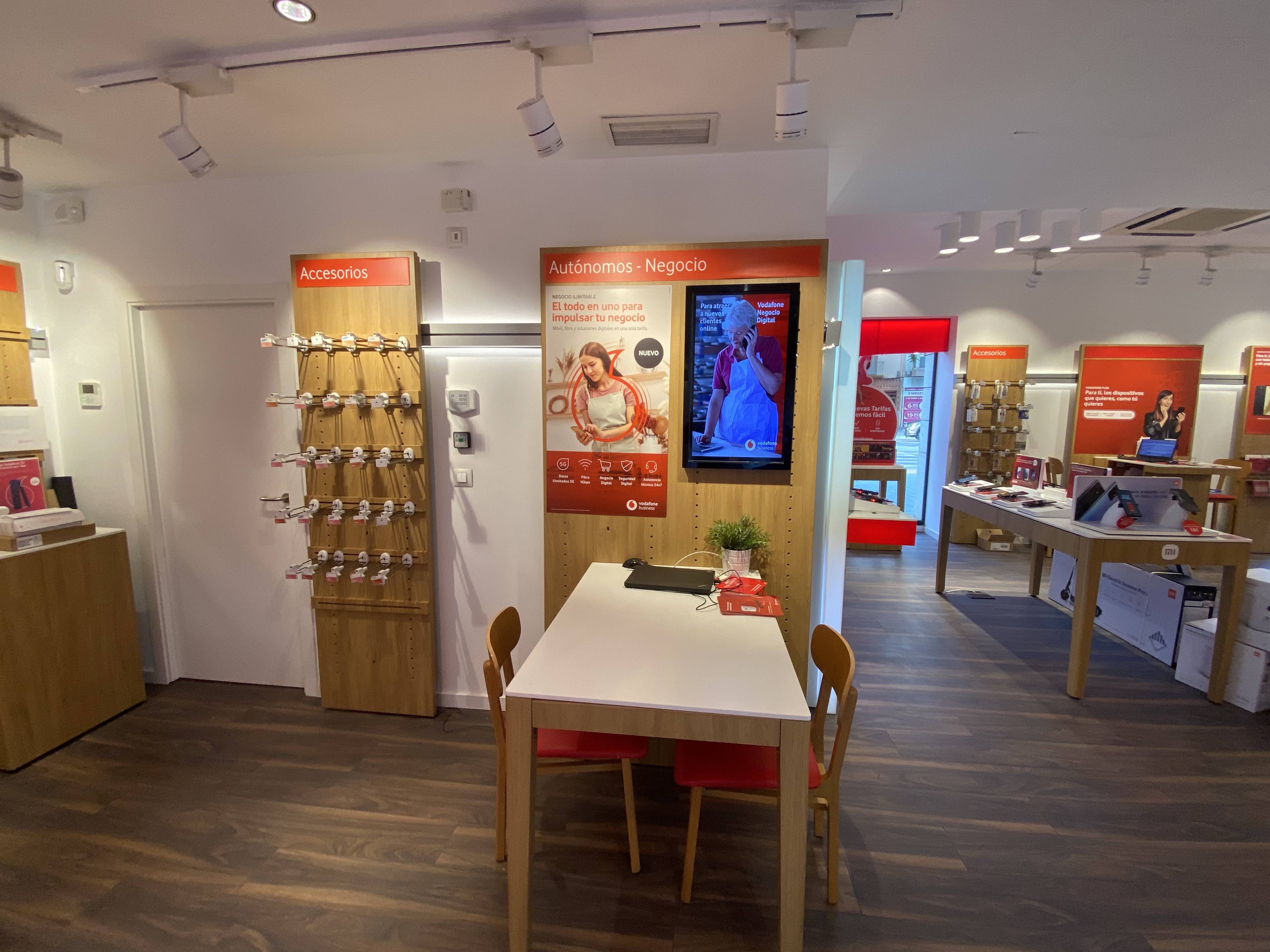 Vodafone Quart de Poblet - Trafalgar foto