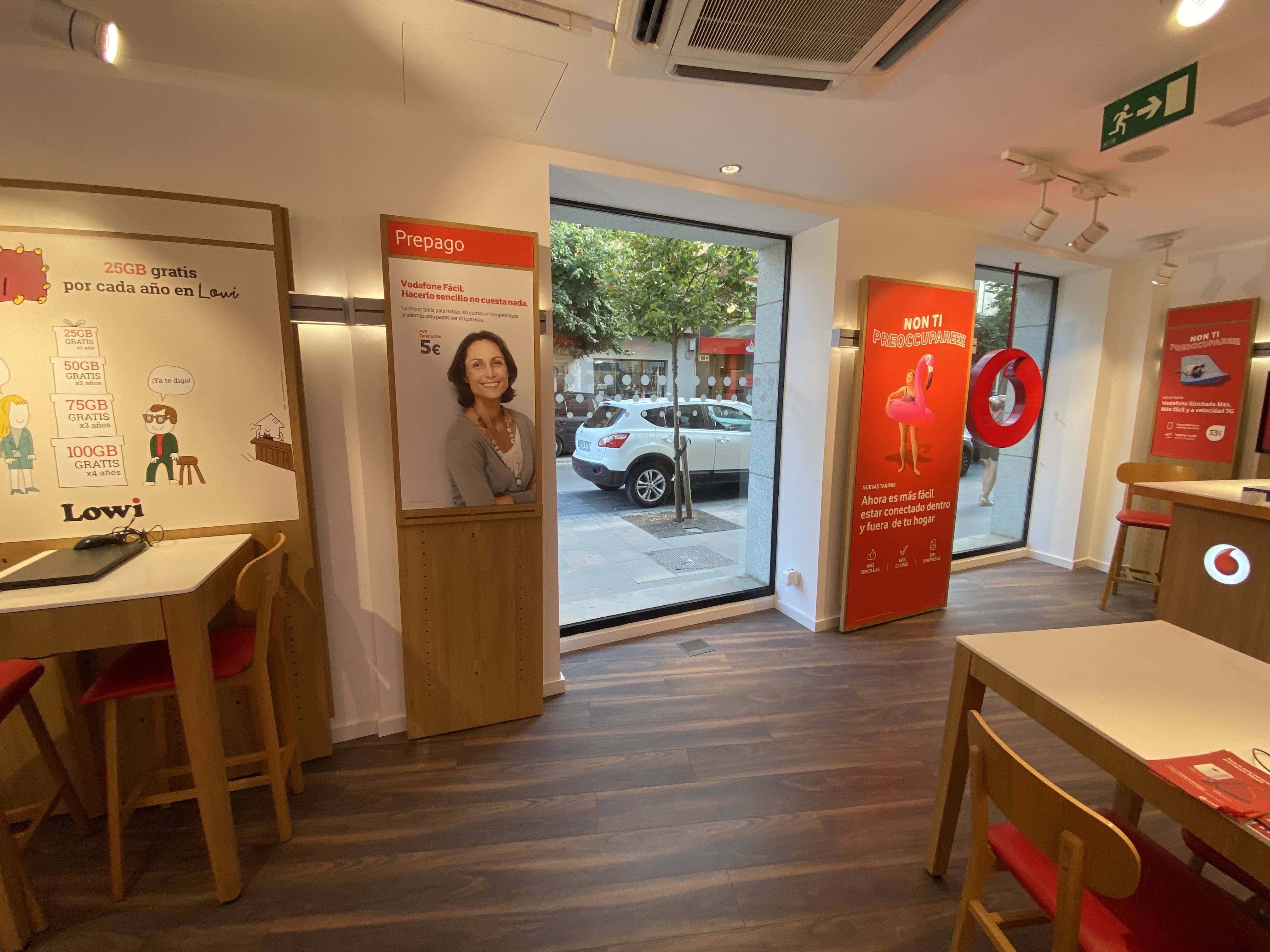 Vodafone Quart de Poblet - Trafalgar foto