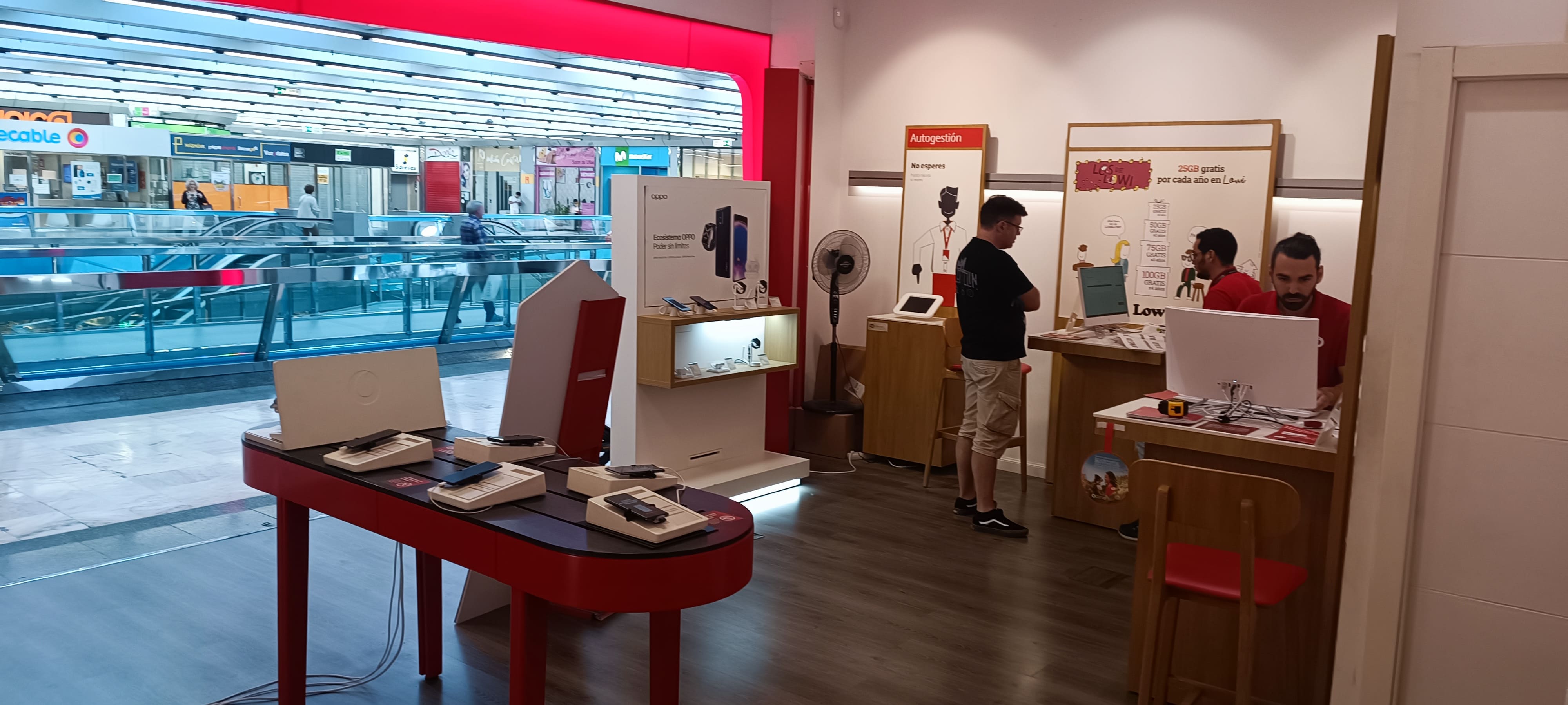 Vodafone Salesas foto
