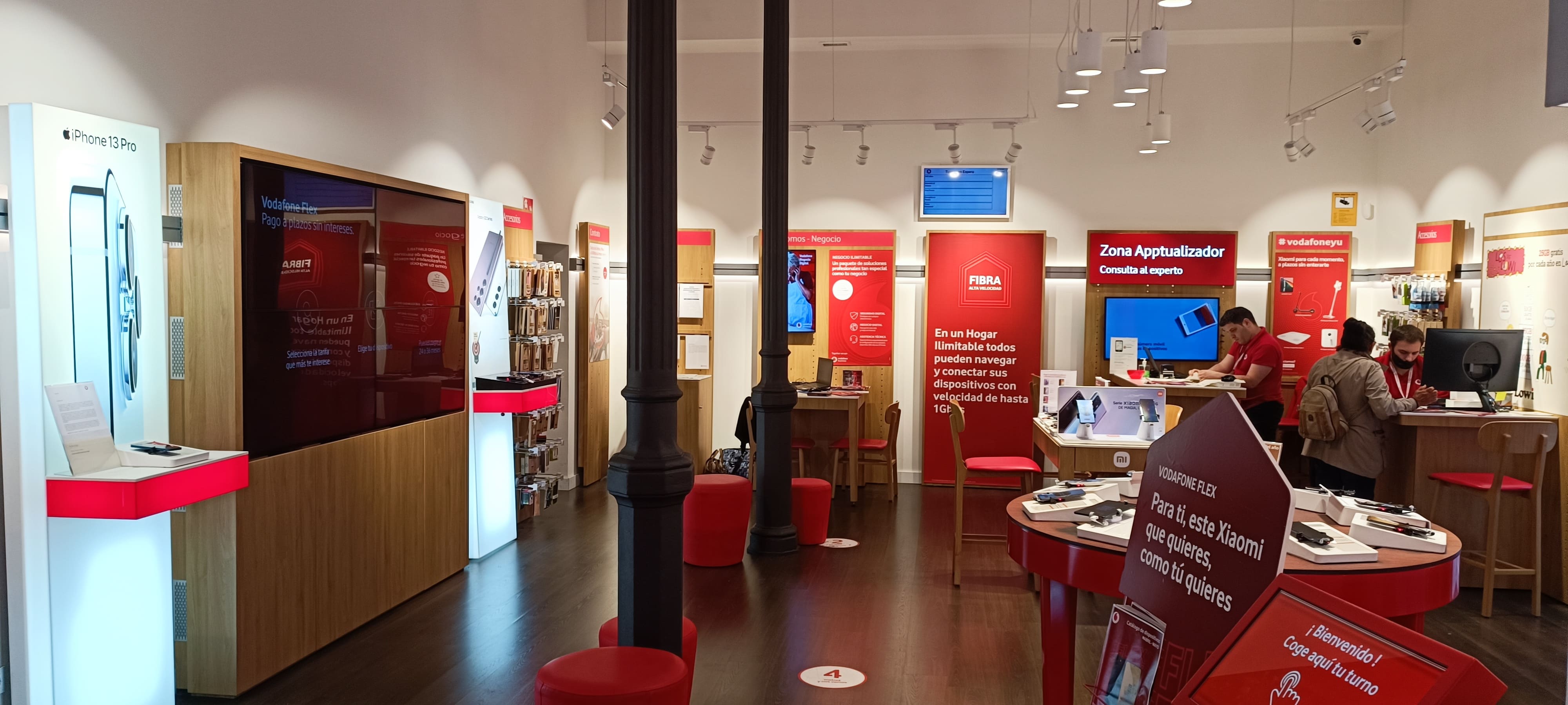 Vodafone Gijón - Los Moros foto