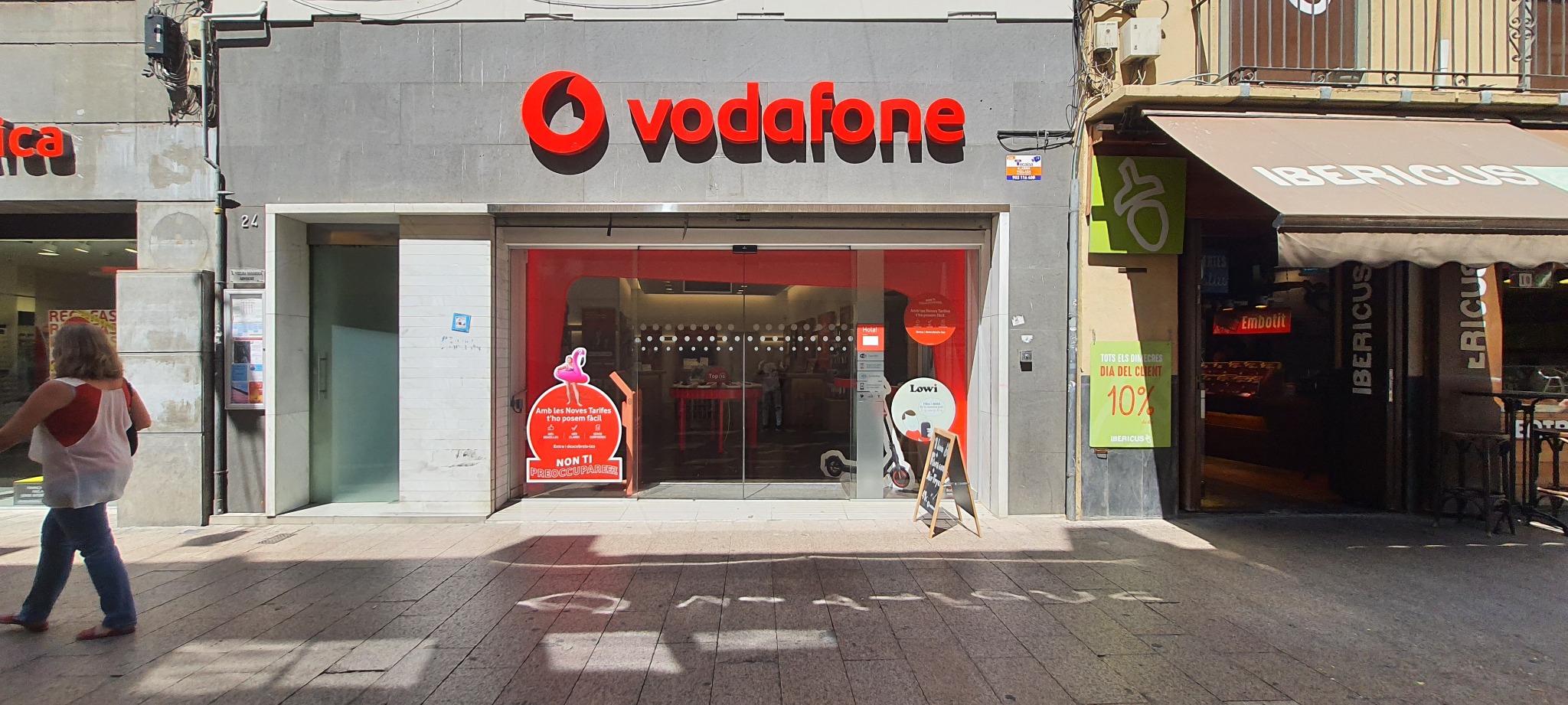 Vodafone Lleida-C/Major foto