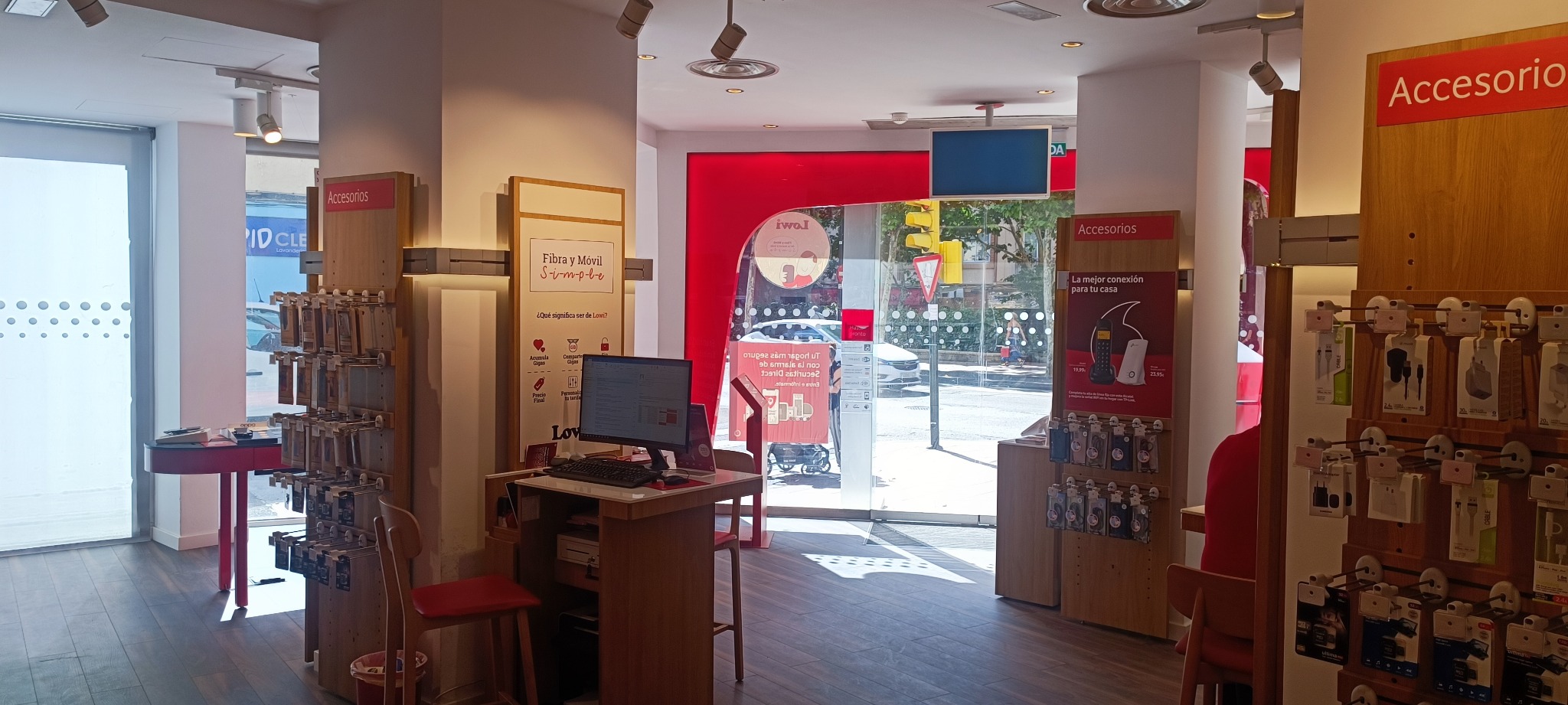 Vodafone Avenida de Madrid foto