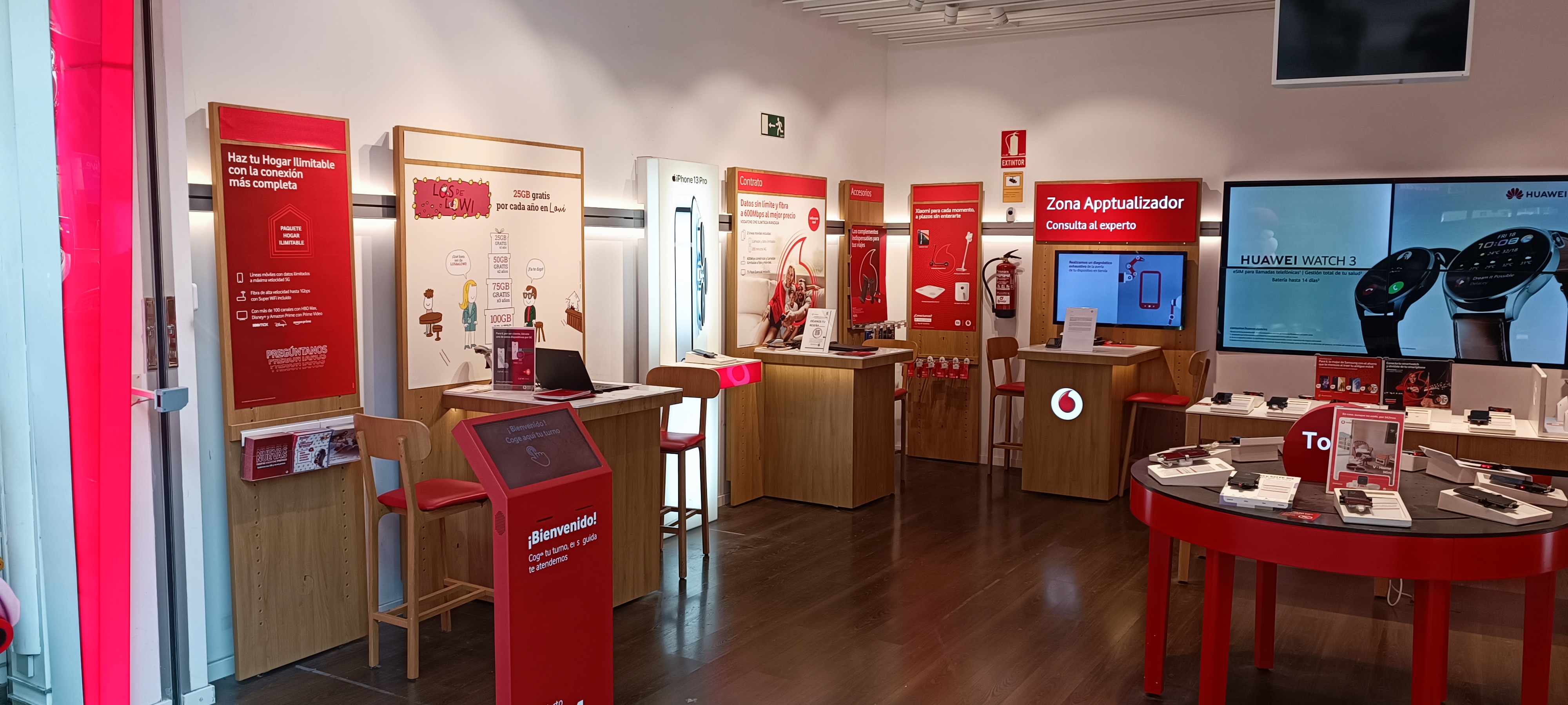 Vodafone Zaragoza - Los Enlaces foto