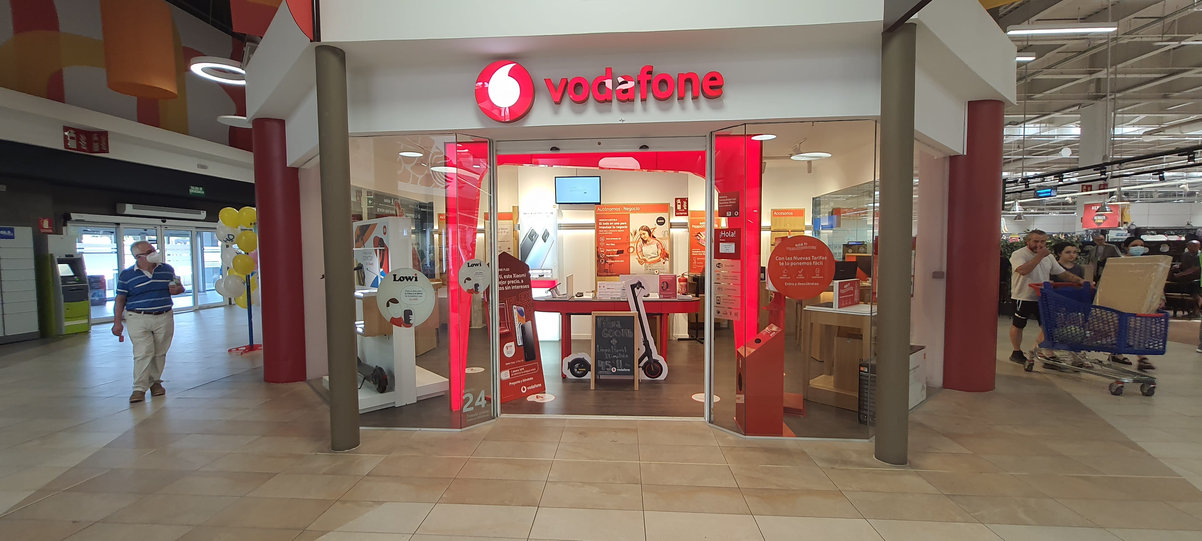 Vodafone Granada - Carrefour Armilla foto