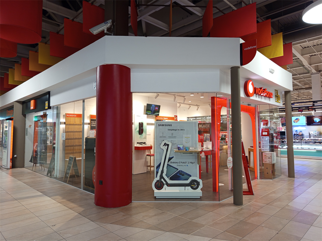 Vodafone Granada - Carrefour Armilla foto