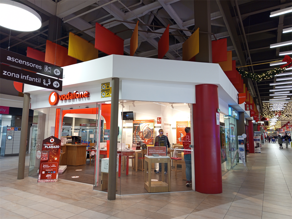 Vodafone Granada - Carrefour Armilla