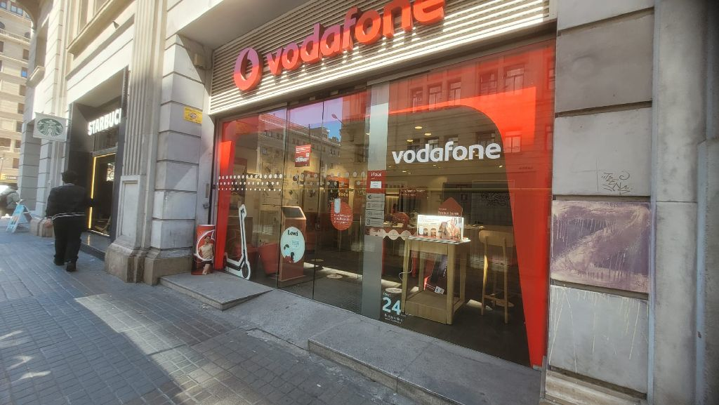 Vodafone Barcelona - Via Laietana foto