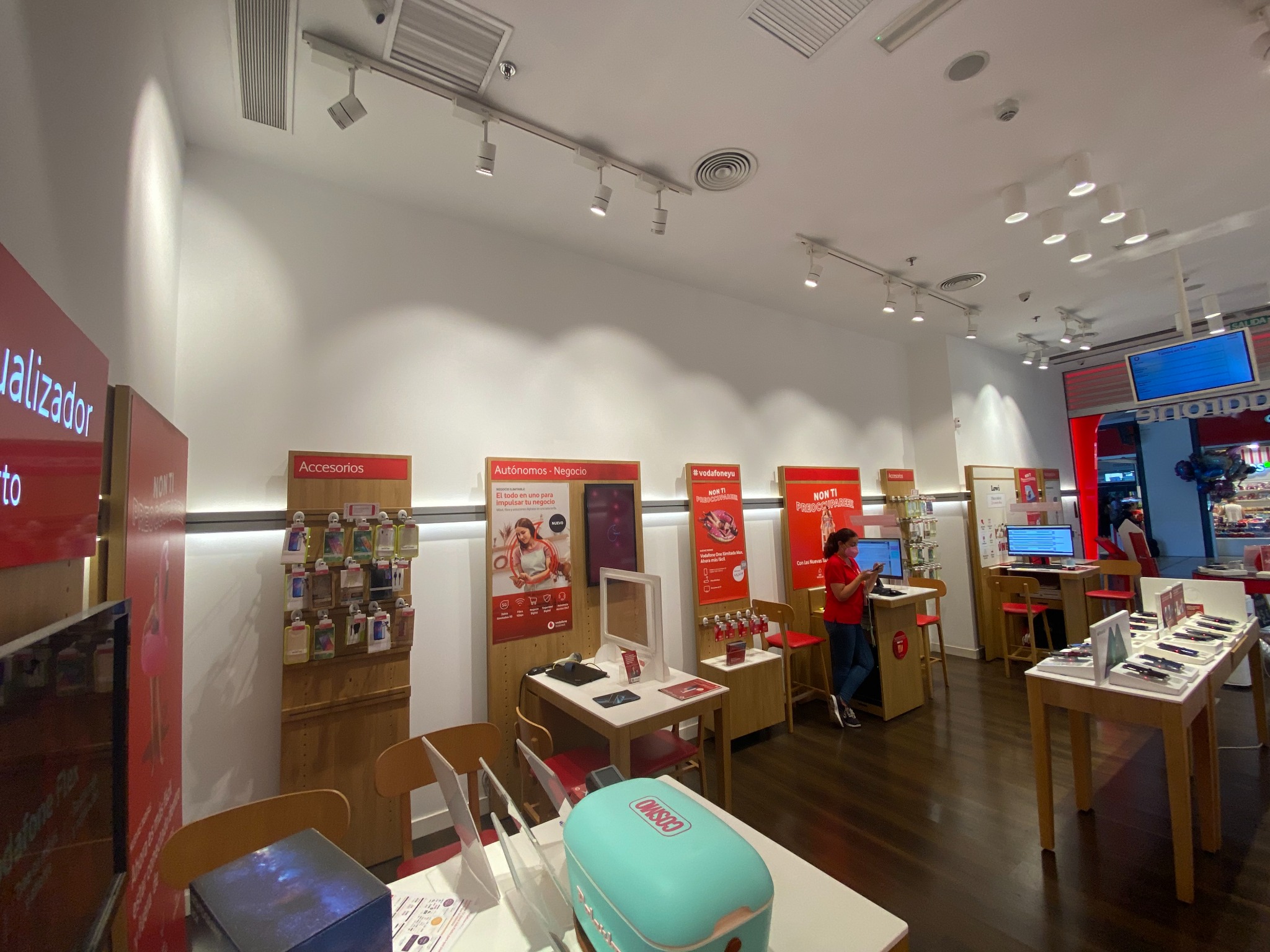 Vodafone Málaga - CC Vialia foto