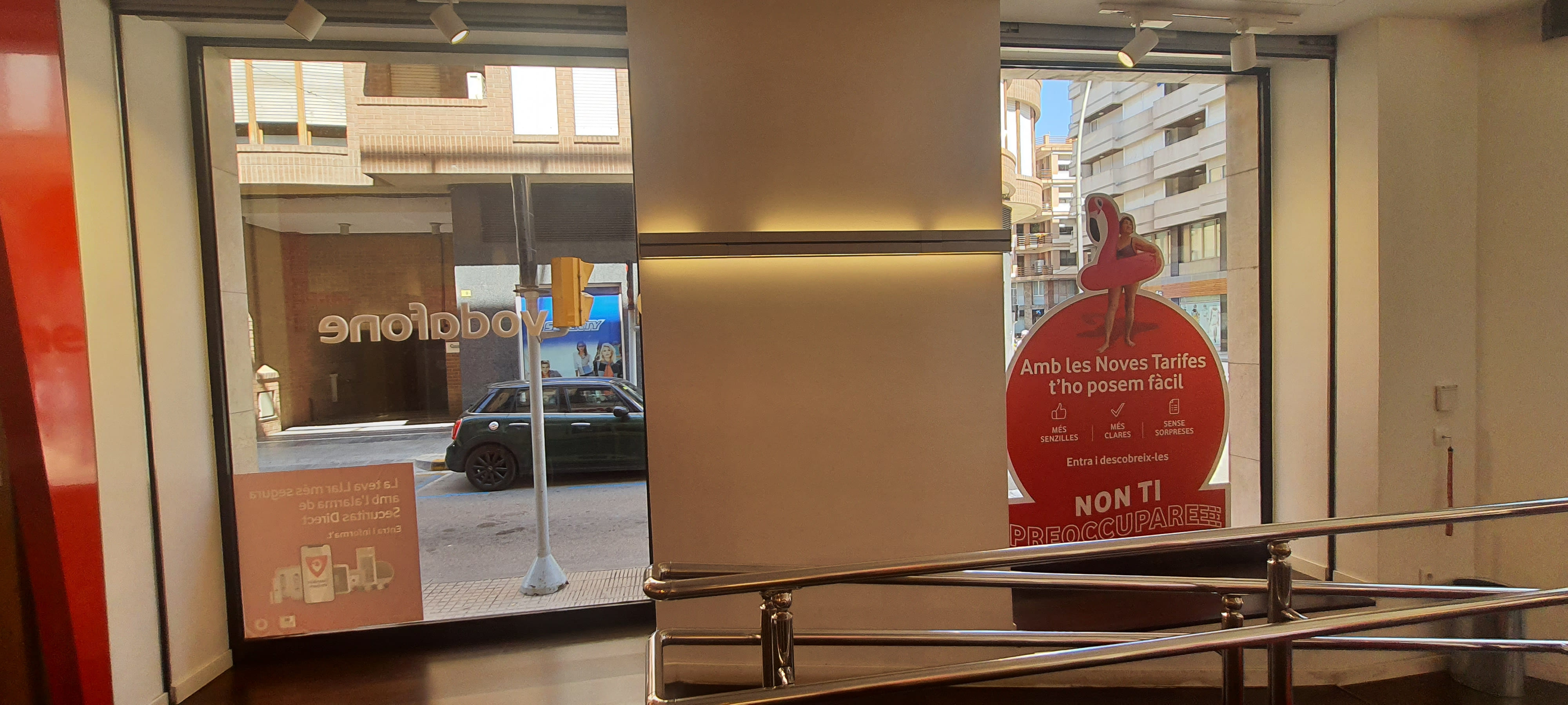 Vodafone Tortosa - Generalitat foto
