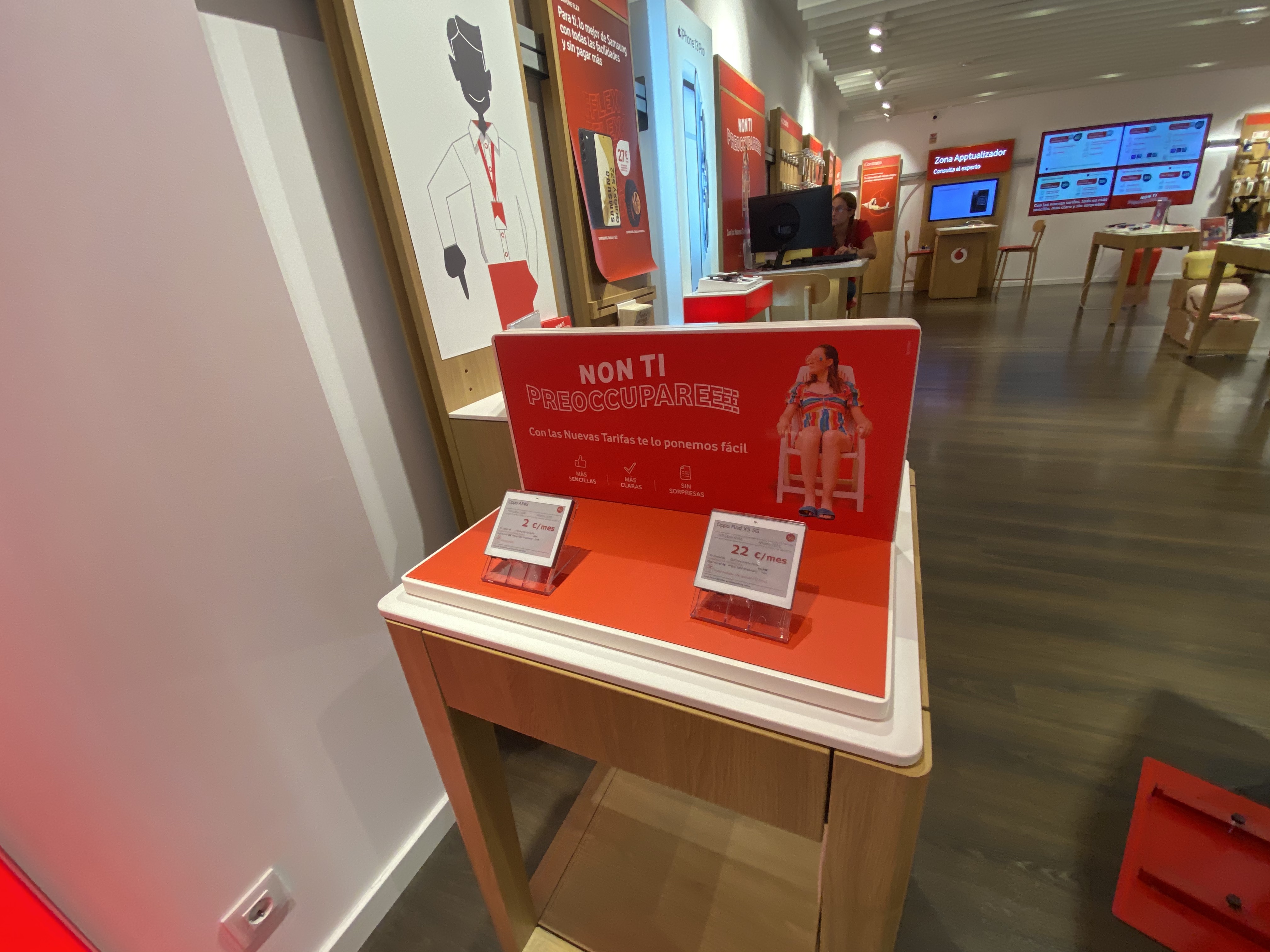 Vodafone Nuevo Centro foto