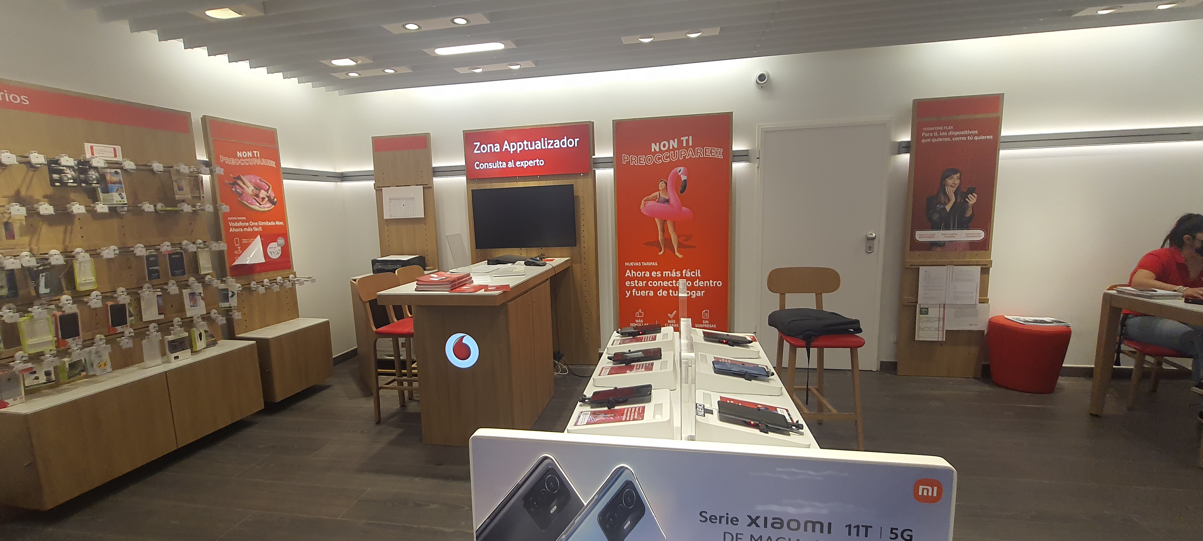 Vodafone San Fernando - C/Real foto