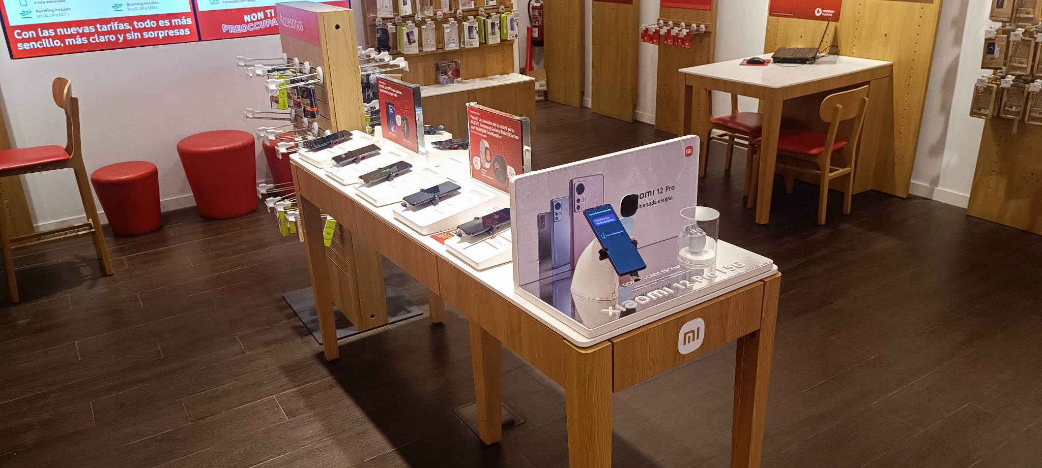 Vodafone Carrefour Porto Pi foto