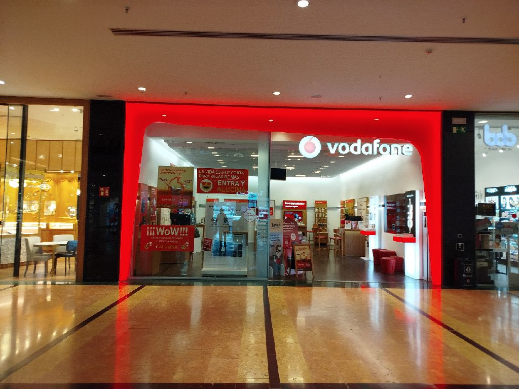 Vodafone Murcia -CC Nueva Condomina