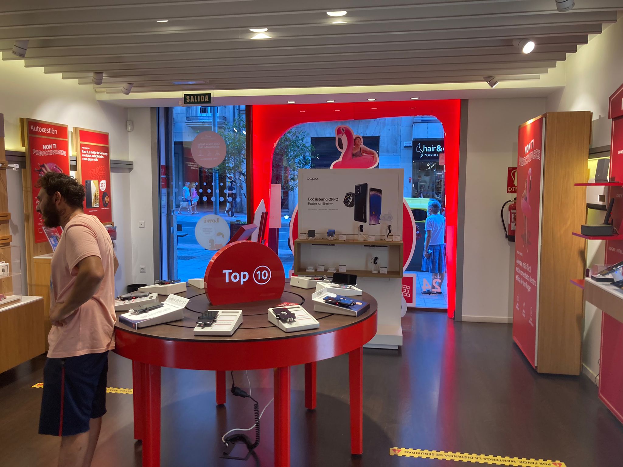 Vodafone Orense - Curros Enriquez foto