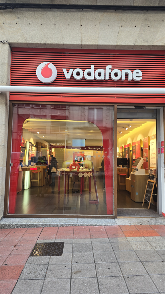 Vodafone Orense - Curros Enriquez