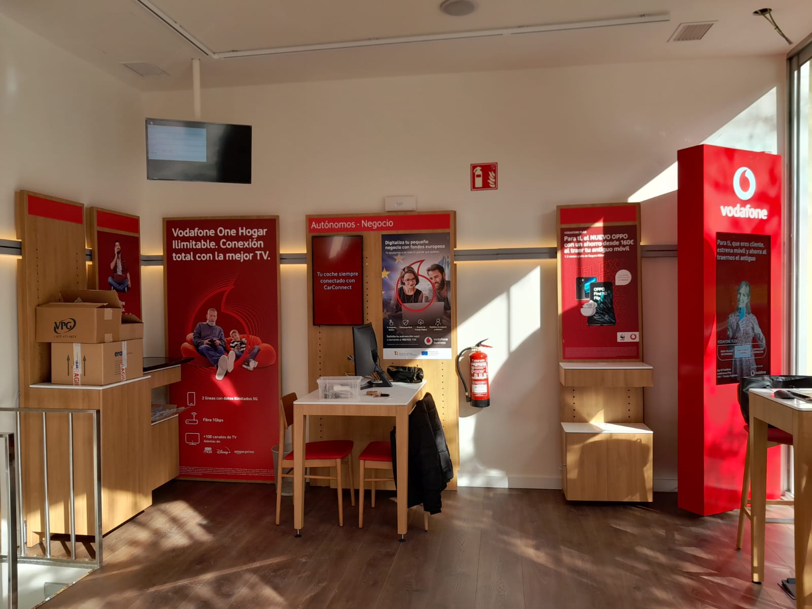 Vodafone Madrid - General Álvarez de Castro foto