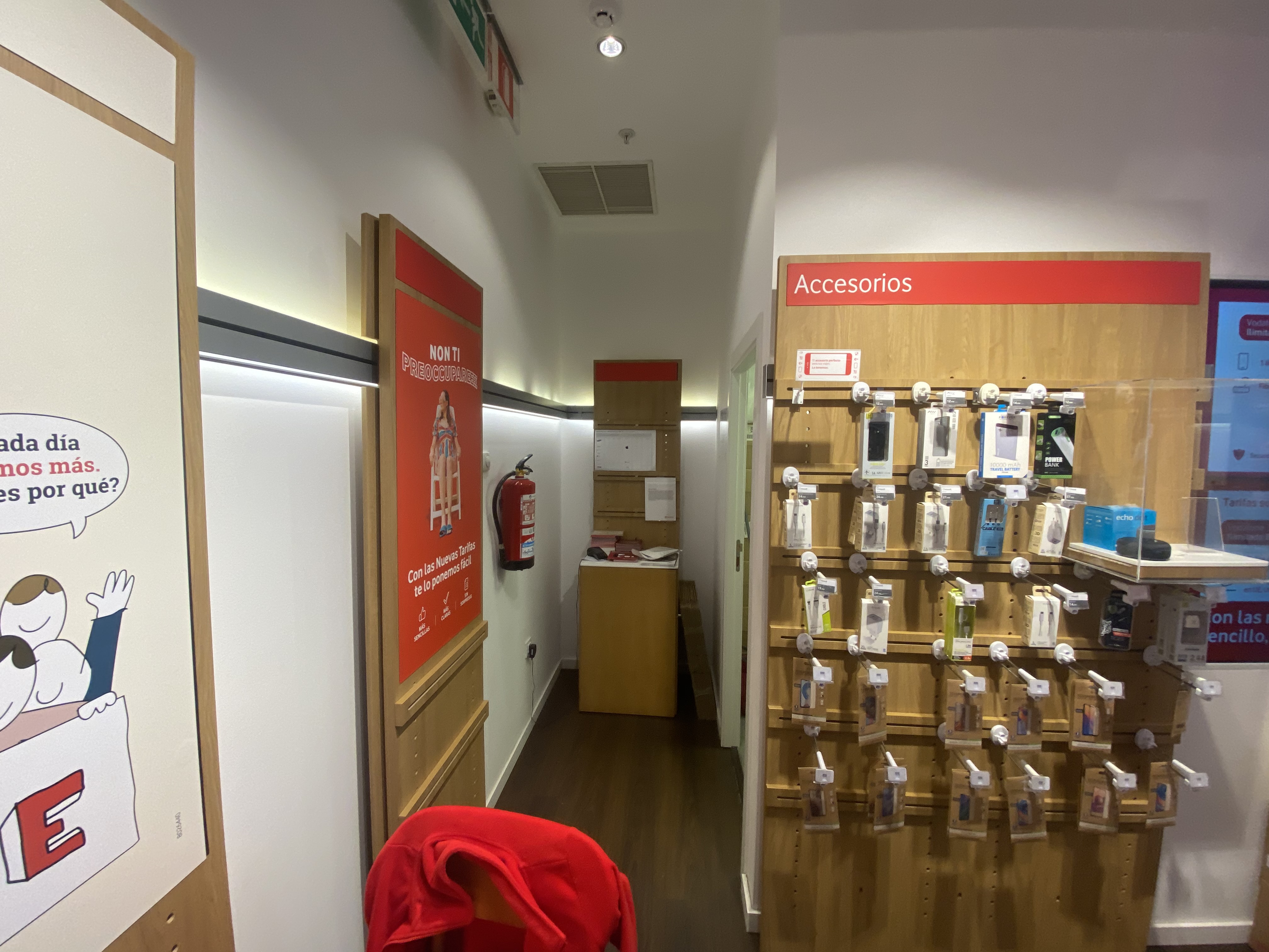 Vodafone La Eliana - CC El Osito foto