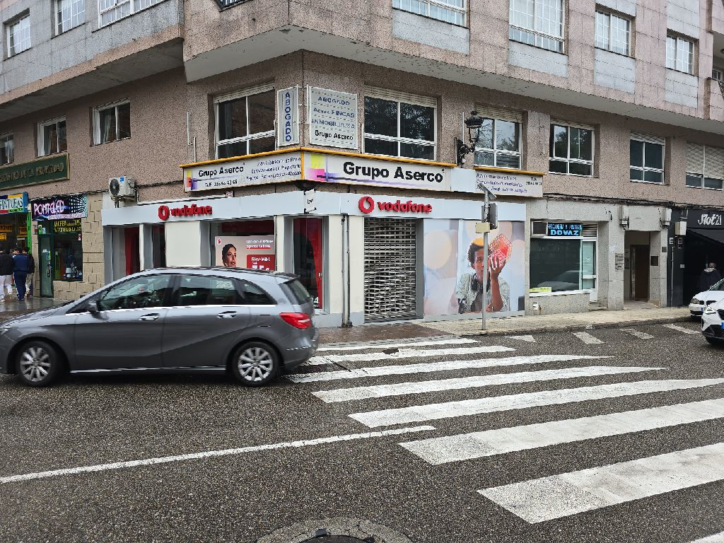 Vodafone Ponteareas- Avda Galicia foto