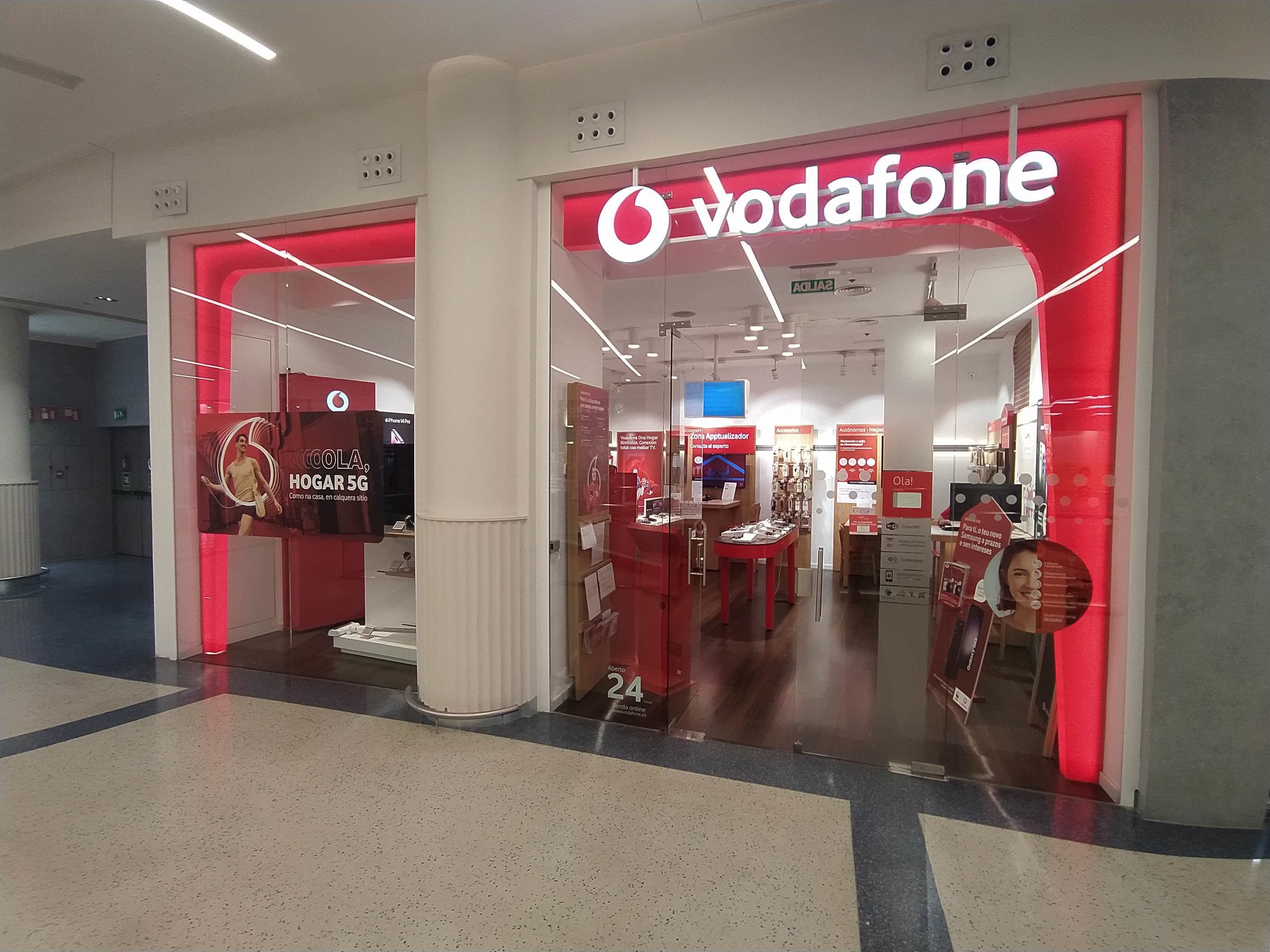 Vodafone Vigo - CC Gran Via foto