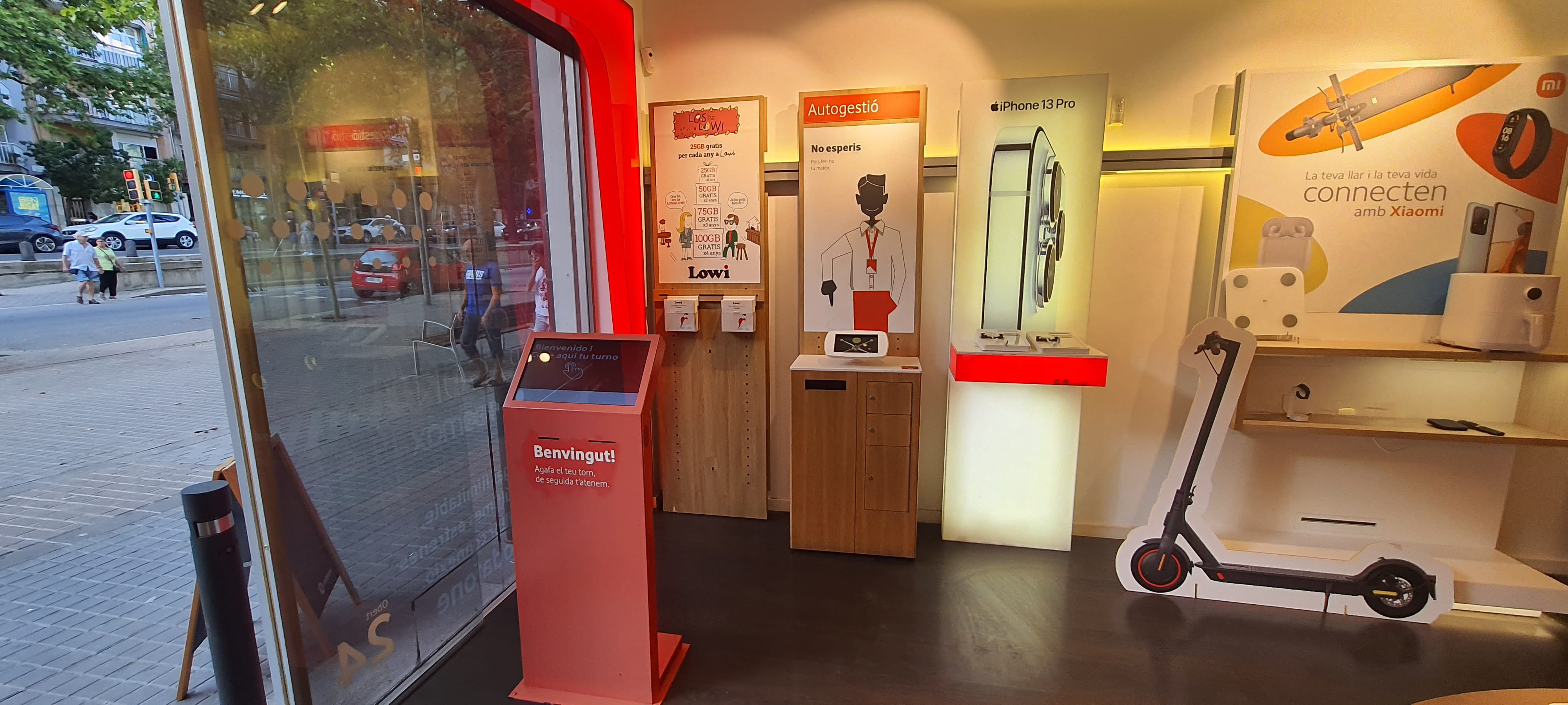 Vodafone Barcelona - Via Julia foto