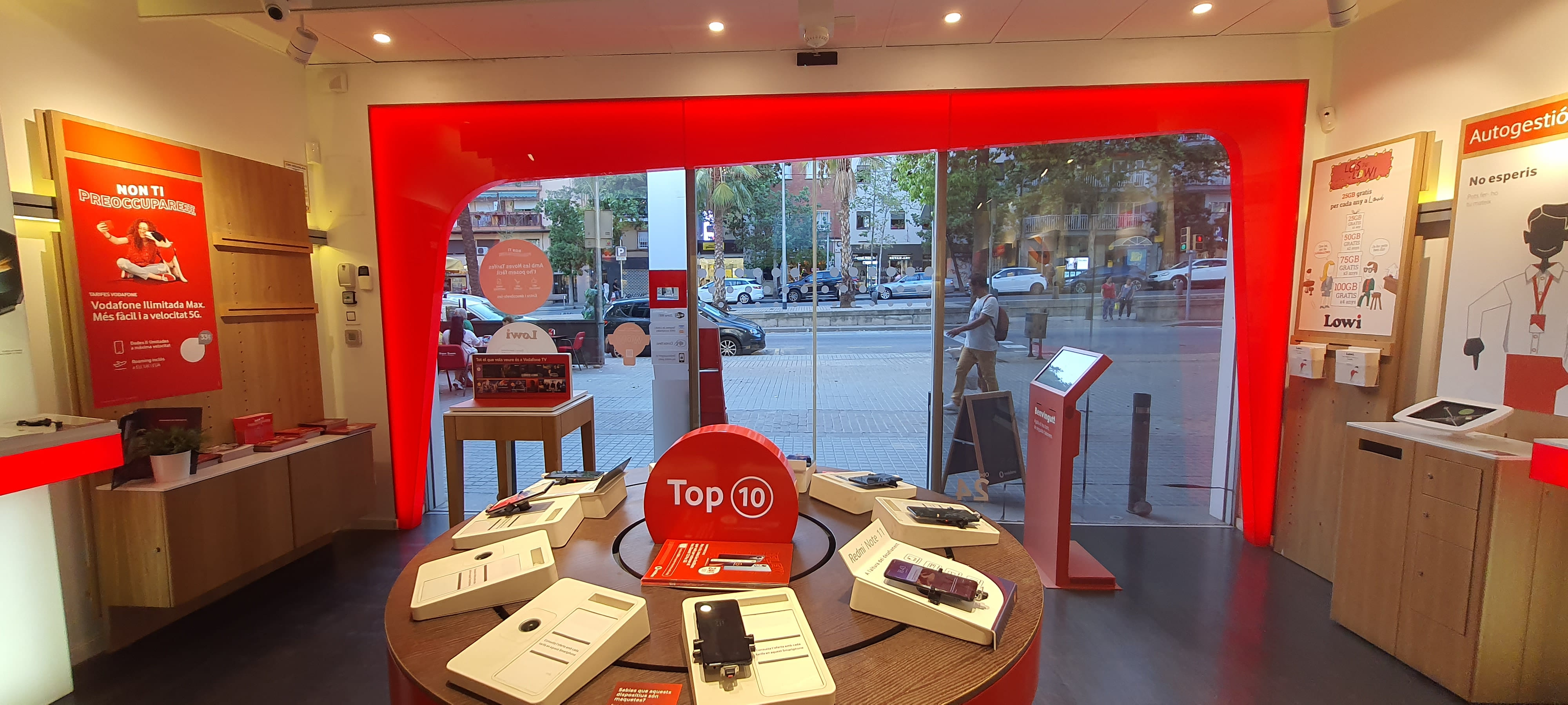 Vodafone Barcelona - Via Julia foto