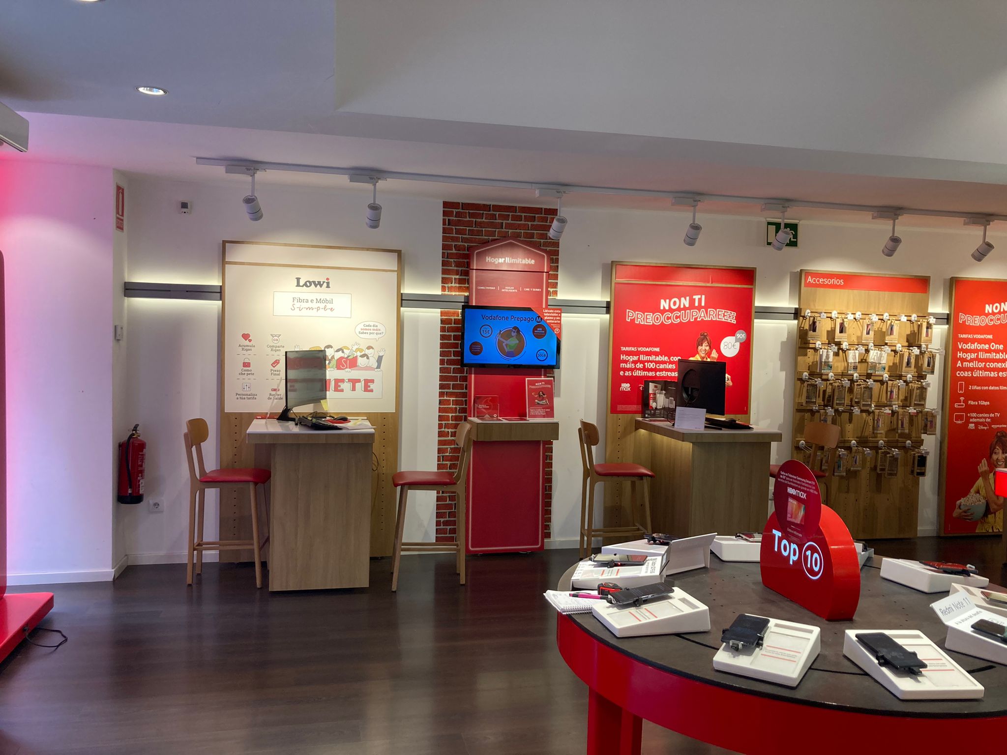 Vodafone Plaza Santo Domingo foto