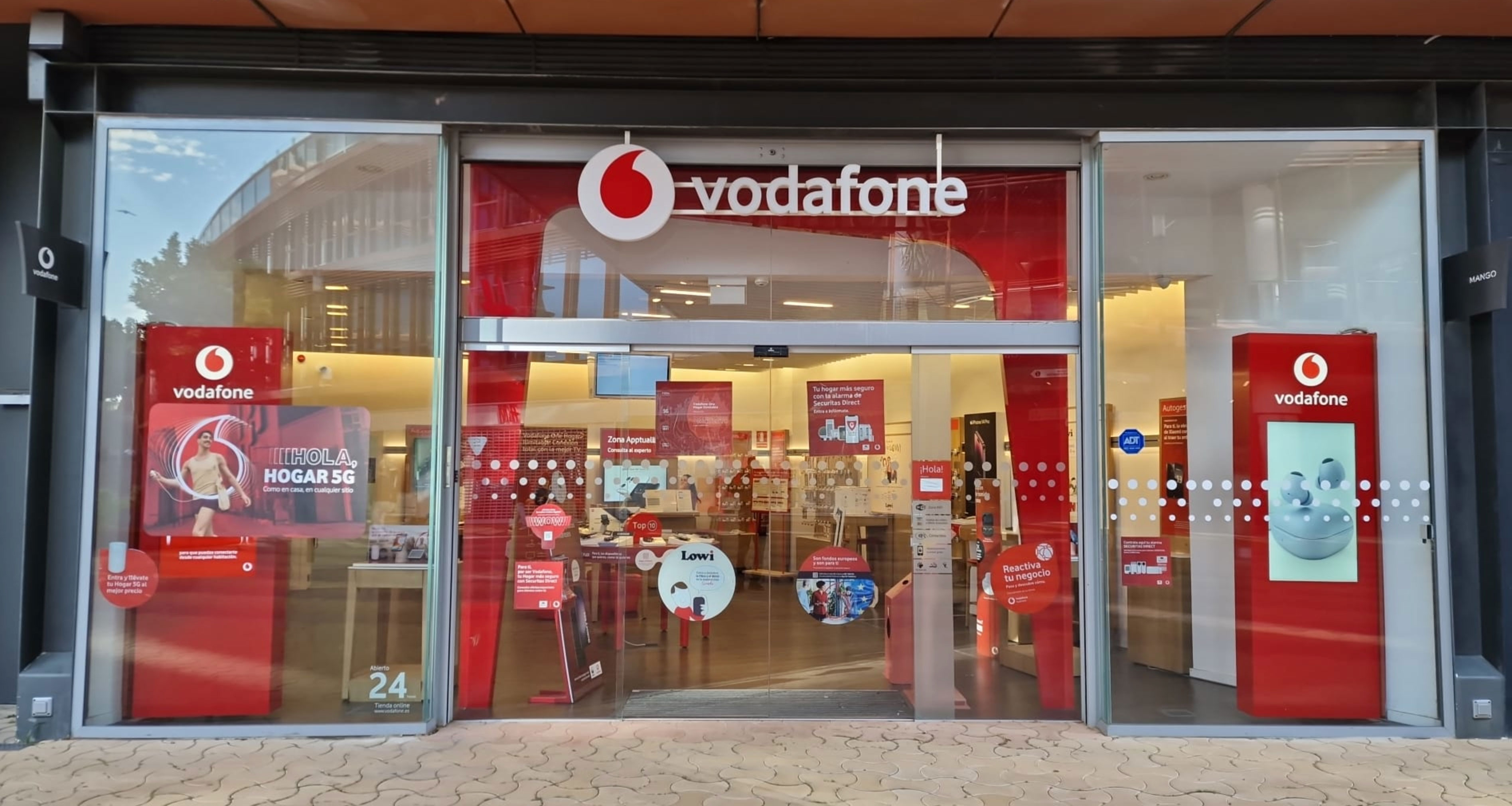 Vodafone Sevilla - CC Torresevilla