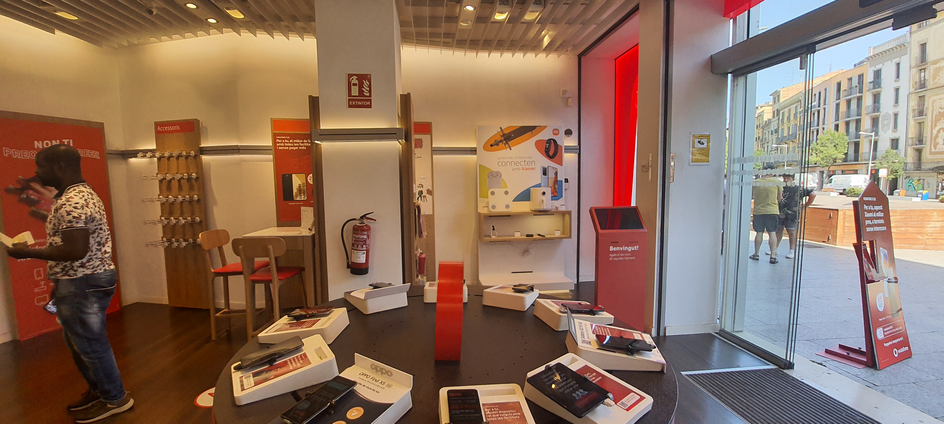 Vodafone Vic - Rambla del Passeig foto