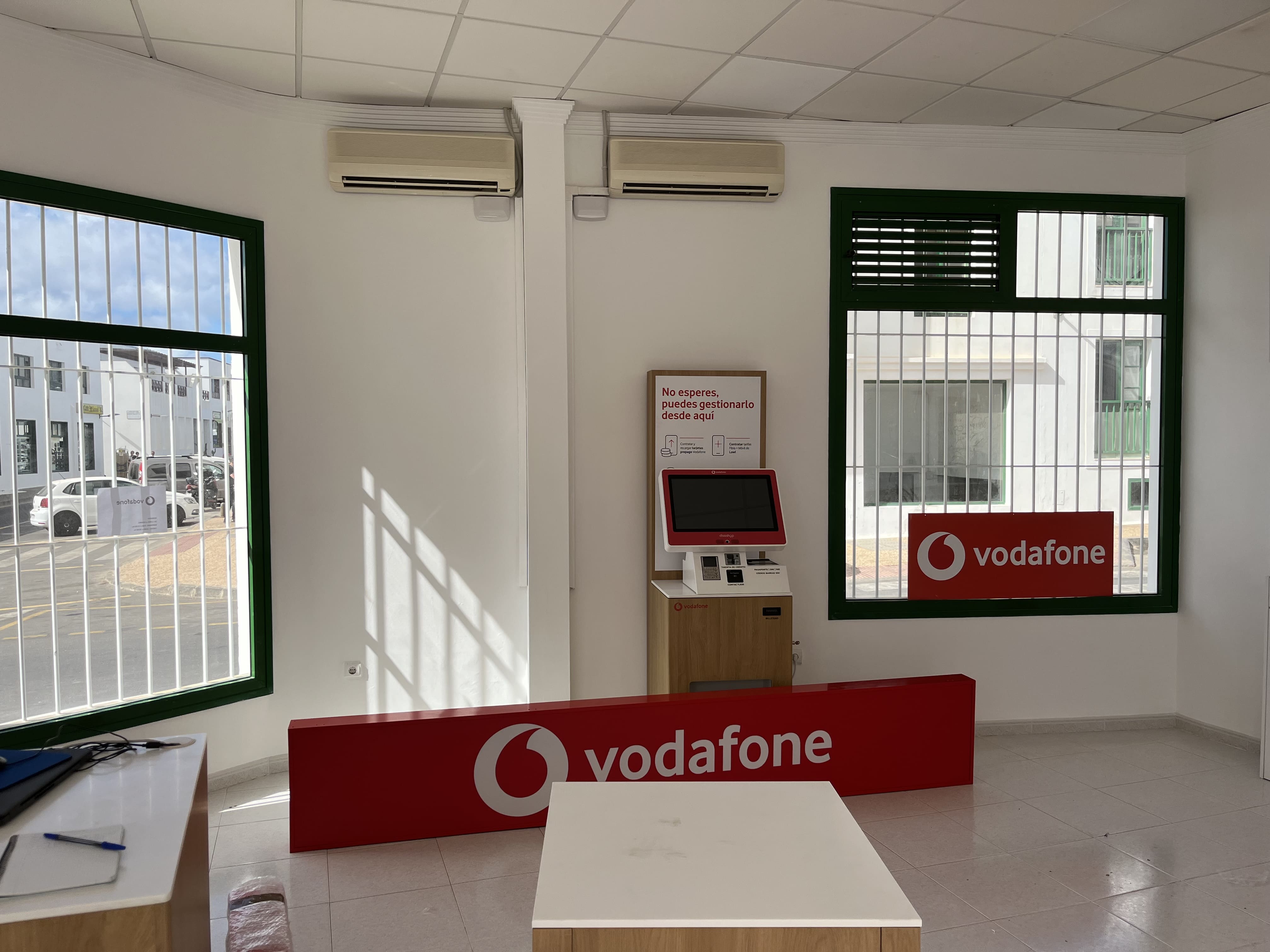 Vodafone Playa Blanca foto