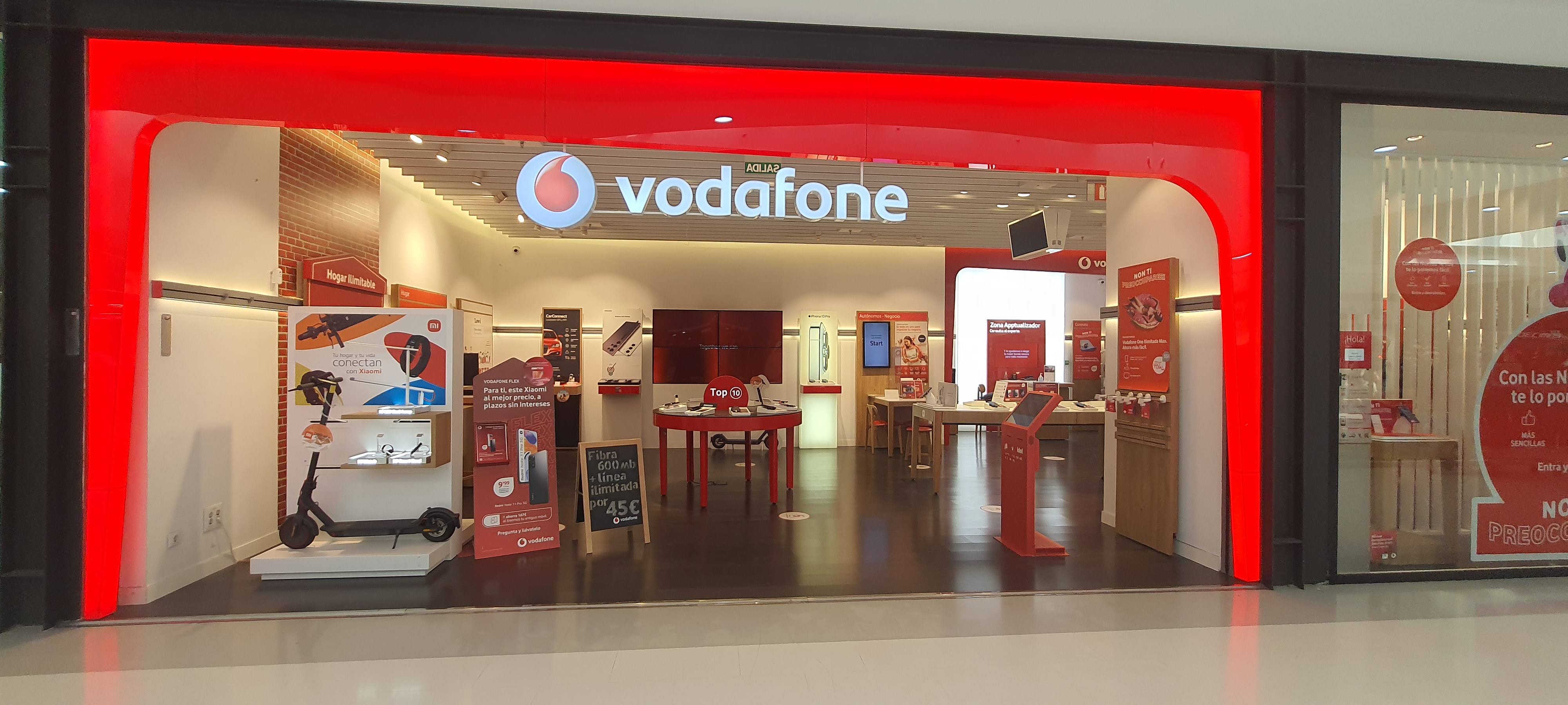 Vodafone Rincon de la Victoria - CC Rincon de la Victoria