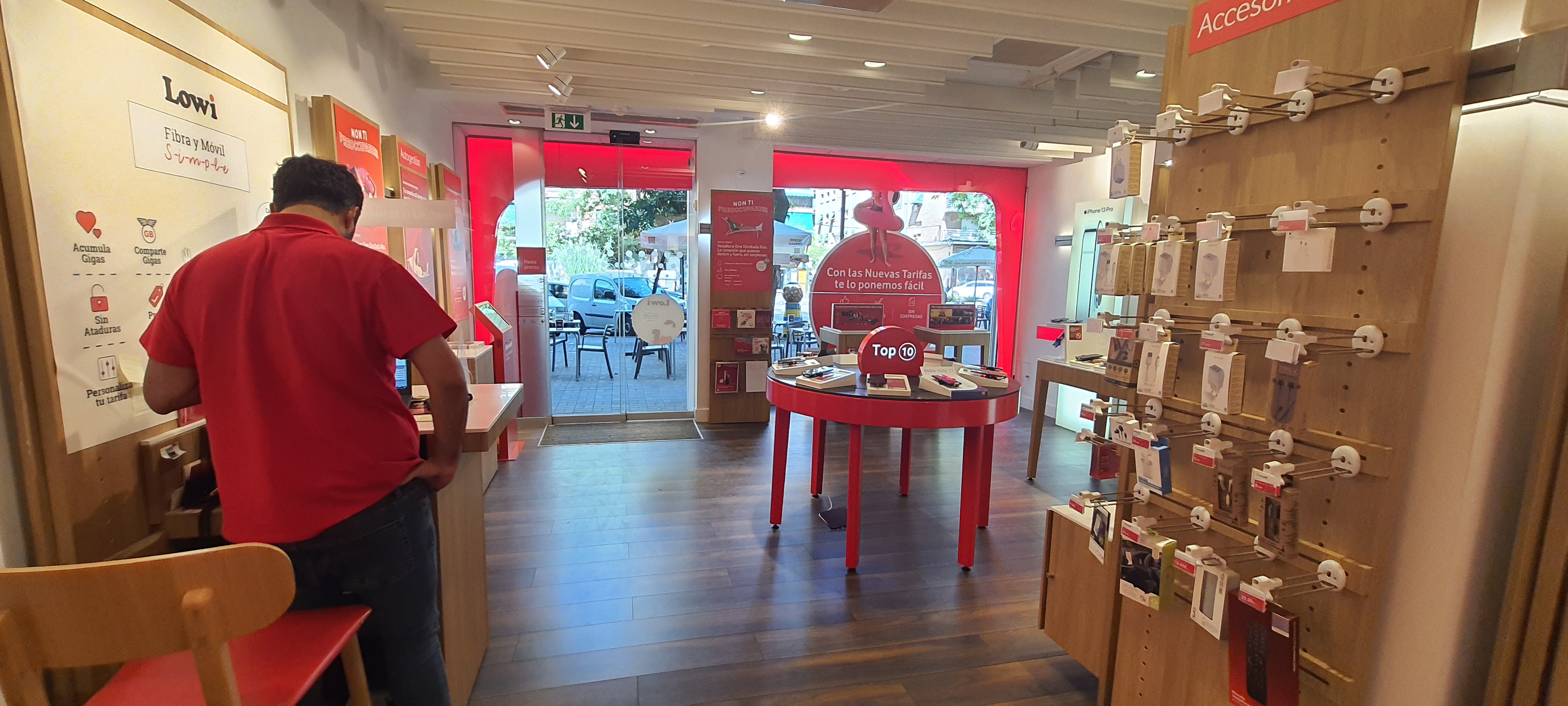 Vodafone Cordoba - Avda. Barcelona foto